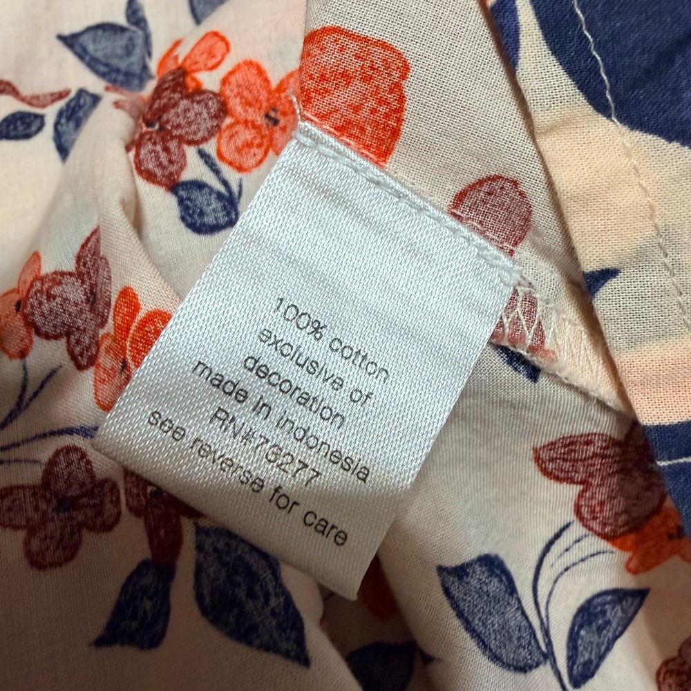 Elizabeth and James Floral Pintuck Peasant Blouse Red Navy Cream Large - Picture 7 of 8